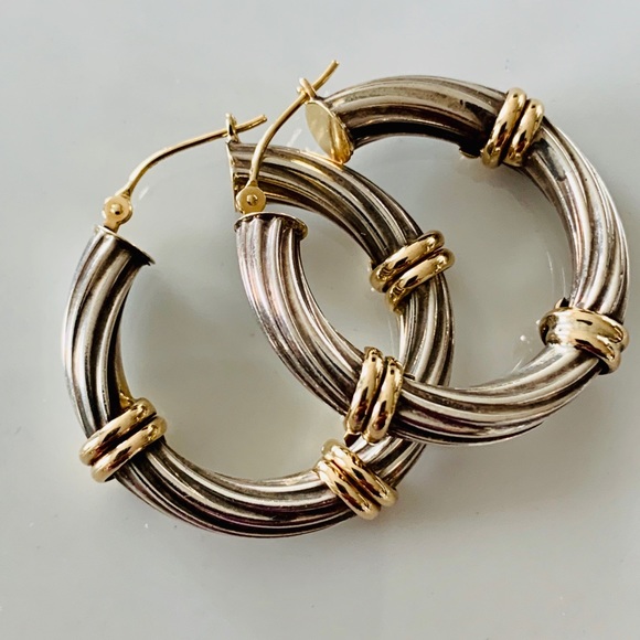 ❤️ Two Tone Twisted Cable Hoop Earrings Sterling Silver 925 and 14K Yellow Gold - Picture 3 of 8